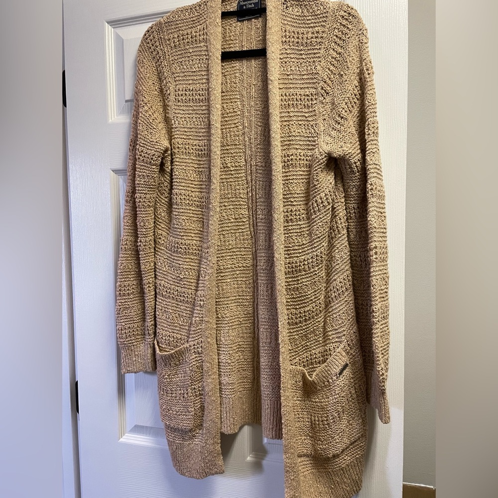 Abercrombie & Fitch tan cardigan sweater